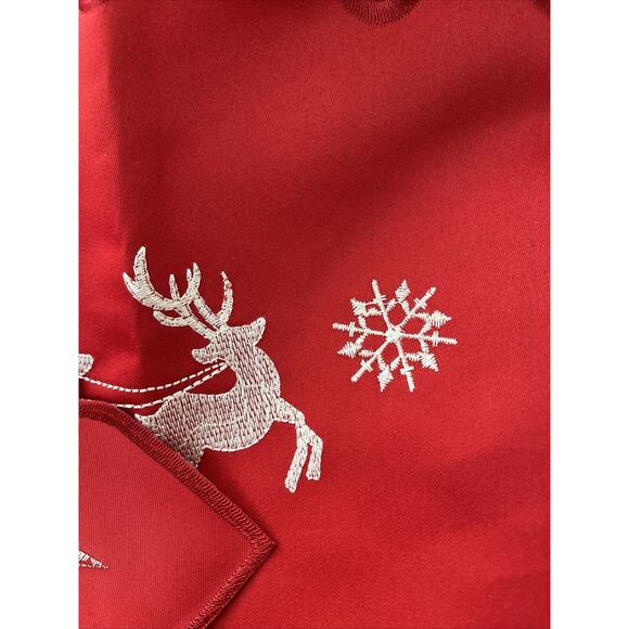 NWT Christmas Santa's Sleigh Table Runner Red Wimpole Street Creations 64" x 13" - Picture 5 of 7